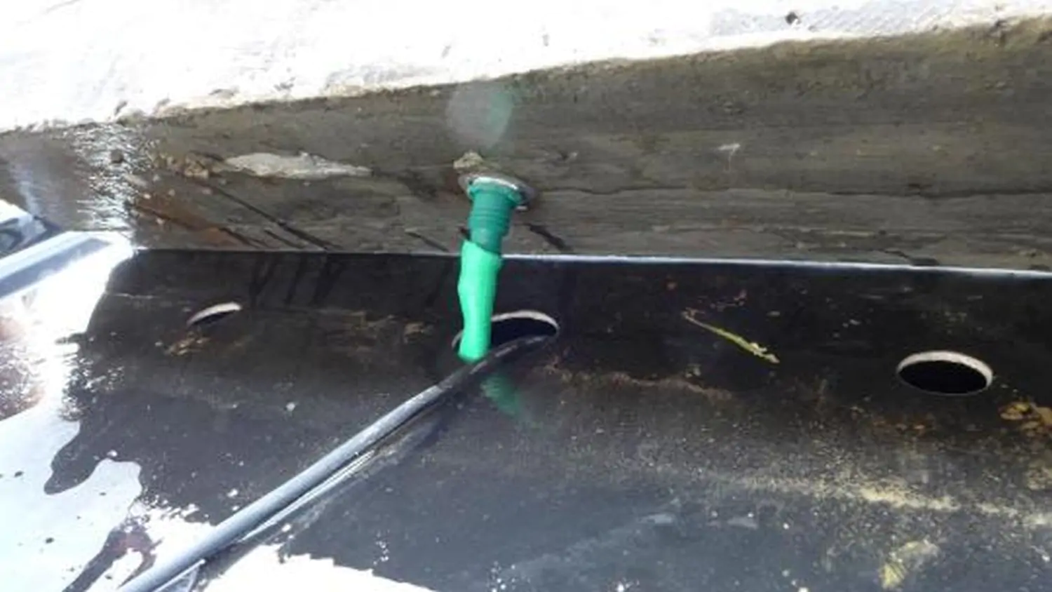  Product image 5 of the product “Buddha-head (relief ) as a water feature, 155cm height, cast stone, handcrafted & coloured ”